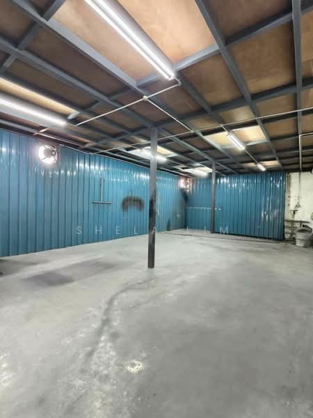 Semi-D Factory for Rent in Kawasan Perindustrian Tiong Nam (Tebrau) - Shela Lim - Interior - PropertyGuru.com.my