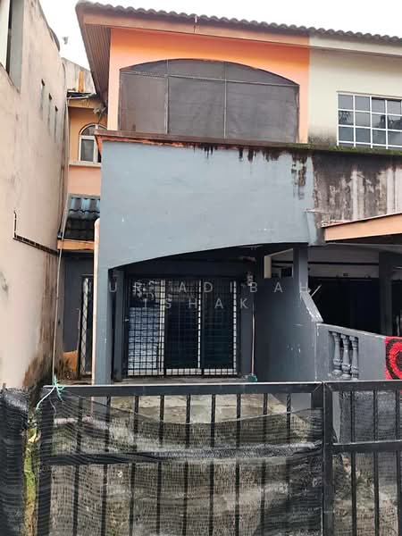 Rumah Teres 2 Tingkat untuk Dijual di Batu Caves (Selangor) - Nur Adibah Ishak - Exterior - PropertyGuru.com.my