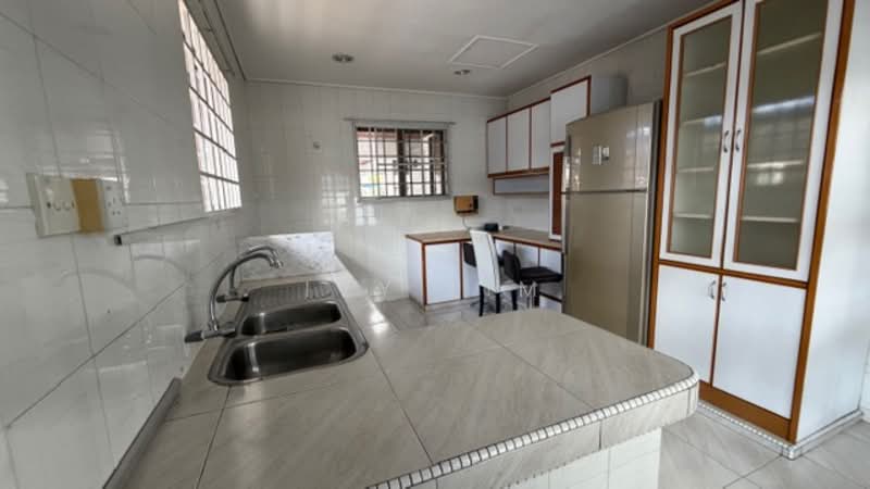 Semi-Detached House for Rent in Kota Kinabalu (Sabah) - Ivy Lim - Kitchen - PropertyGuru.com.my