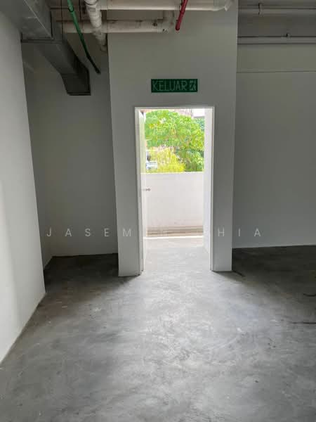 Shop for Rent in Kepong (Kuala Lumpur) - Jasemin Chia - Entrance - PropertyGuru.com.my