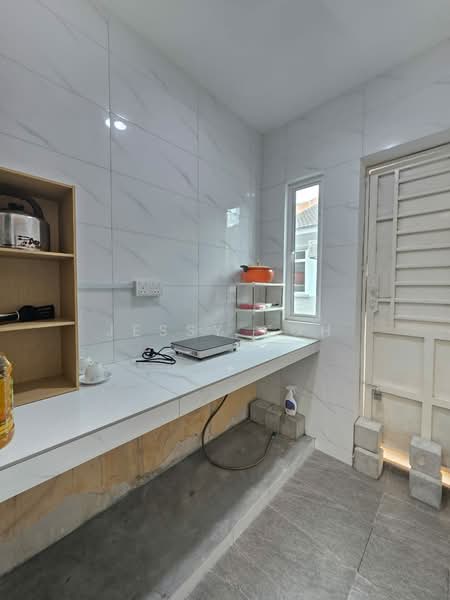1-storey Terraced House for Rent in Taman JP Perdana (Johor Bahru) - Jessy Koh - Kitchen - PropertyGuru.com.my