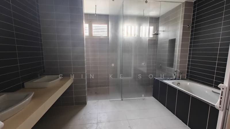 Semi-Detached House for Sale in D'Island (Puchong) - Chin Ke Soh - Bathroom - PropertyGuru.com.my