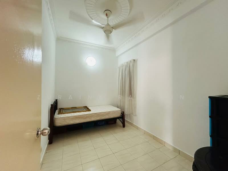 Kondominium untuk Disewa di Kondominium Kristal - Zuraina Rajudin - Bedroom - PropertyGuru.com.my