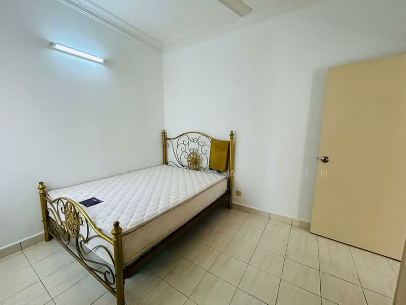 Kondominium untuk Disewa di Kondominium Kristal - Zuraina Rajudin - Bedroom - PropertyGuru.com.my
