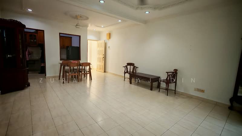 Condominium for Rent at Kondominium Kristal - Zuraina Rajudin - Living Room - PropertyGuru.com.my