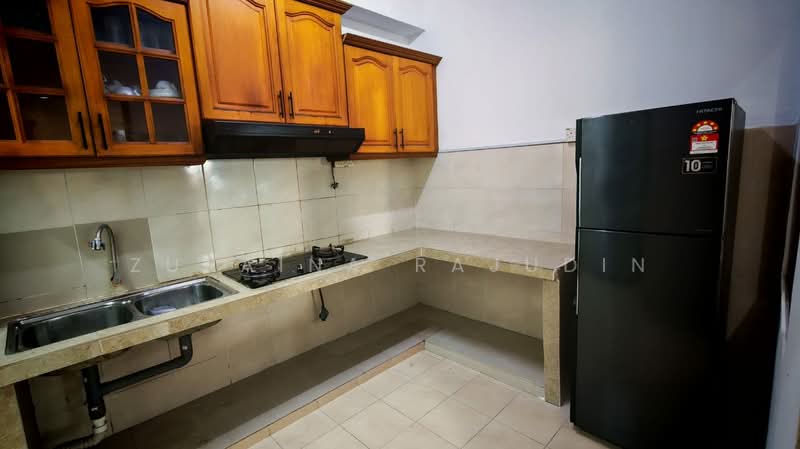 Condominium for Rent at Kondominium Kristal - Zuraina Rajudin - Kitchen - PropertyGuru.com.my