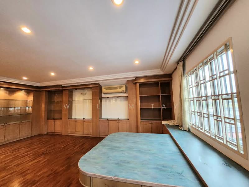 Semi-Detached House for Sale in Taman Pelangi (Johor Bahru) - William Tay - Study - PropertyGuru.com.my