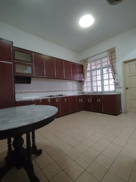Semi-Detached House for Sale in Bandar Puteri Puchong (Puchong) - Terry Hoh - Kitchen - PropertyGuru.com.my