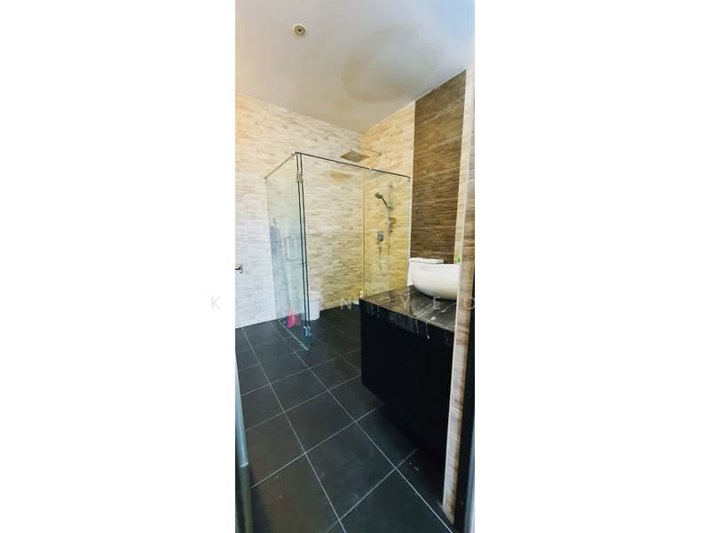 Rumah Teres 2 Tingkat untuk Dijual di Johor Bahru (Johor) - Karen Yeo - Bathroom - PropertyGuru.com.my