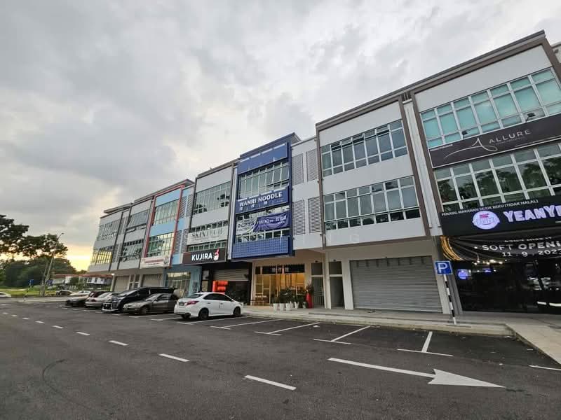 Shop for Rent in Taman Sutera Utama (Skudai) - Shi Ting - Exterior - PropertyGuru.com.my
