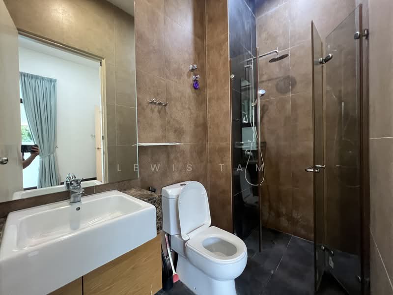 Bungalow for Sale in Seri Kembangan (Selangor) - Lewis Tam - Bathroom - PropertyGuru.com.my
