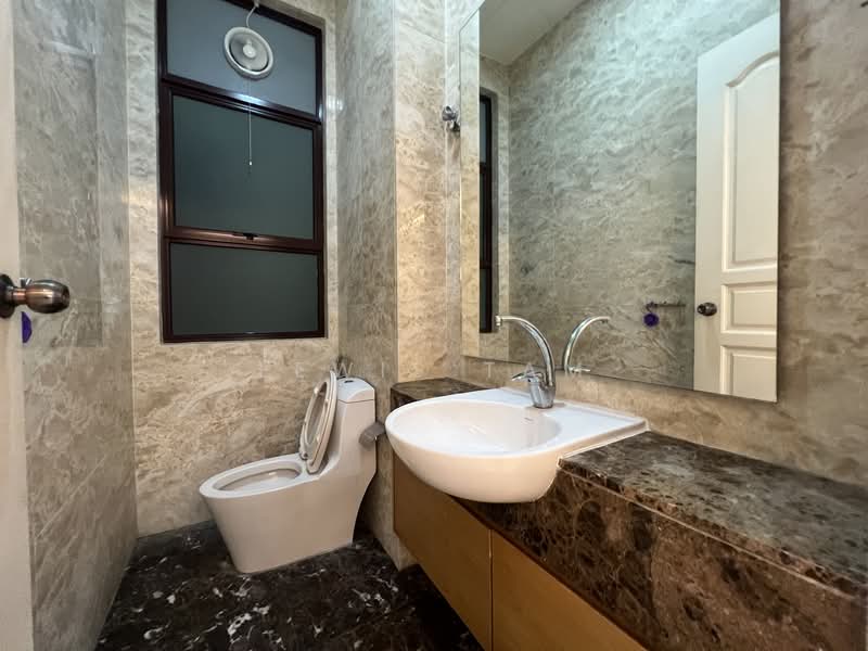 Bungalow for Sale in Seri Kembangan (Selangor) - Lewis Tam - Bathroom - PropertyGuru.com.my