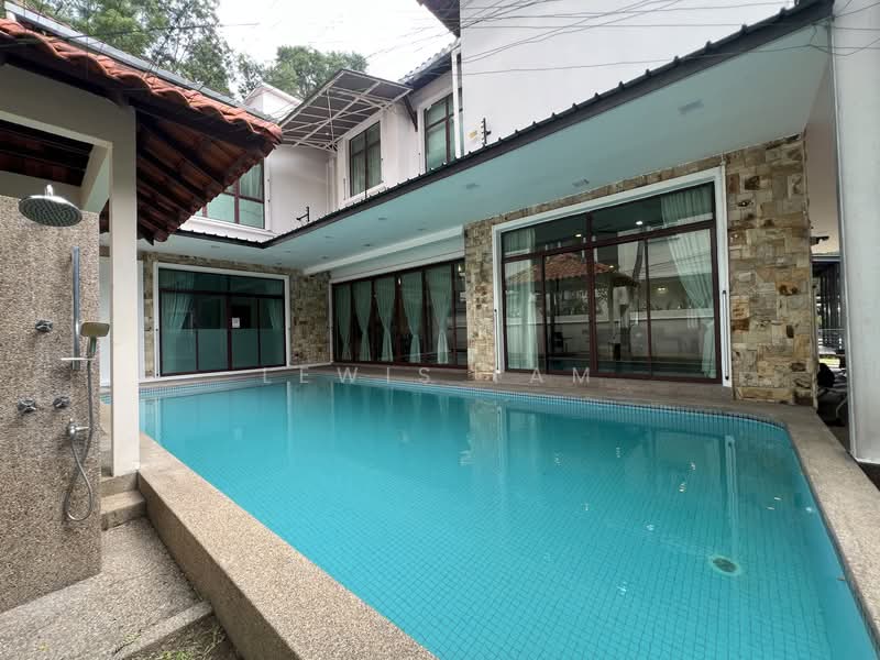 Bungalow for Sale in Seri Kembangan (Selangor) - Lewis Tam - PropertyGuru.com.my