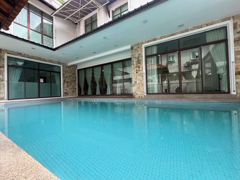 Bungalow for Sale in Seri Kembangan (Selangor) - Lewis Tam - PropertyGuru.com.my