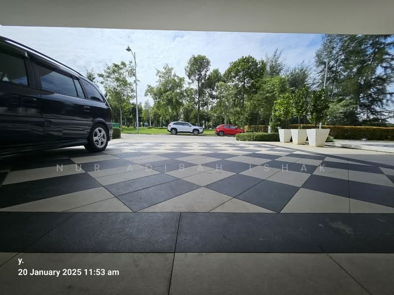 Rumah Kluster untuk Dijual di Eco Majestic (Semenyih) - Nur Adibah Ishak - Exterior - PropertyGuru.com.my