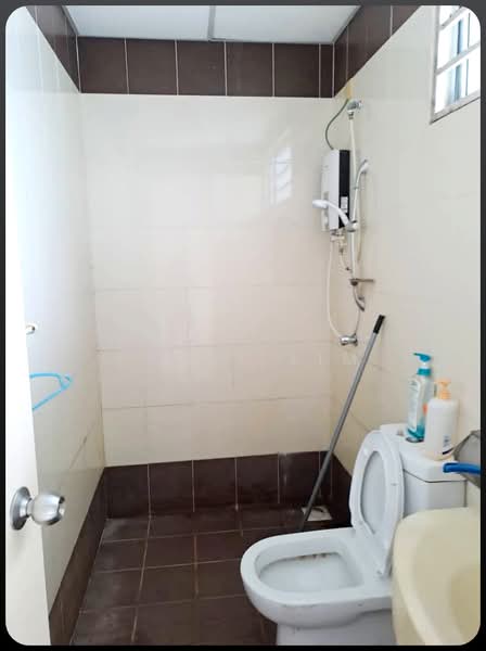 Kondominium untuk Disewa di Platinum Hill PV 2 - Henry Lim - Bathroom - PropertyGuru.com.my