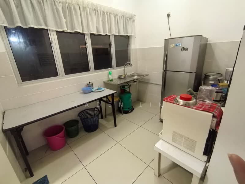 Rumah Teres 2 Tingkat untuk Disewa di Kuala Selangor (Selangor) - Aaden Lim - Kitchen - PropertyGuru.com.my