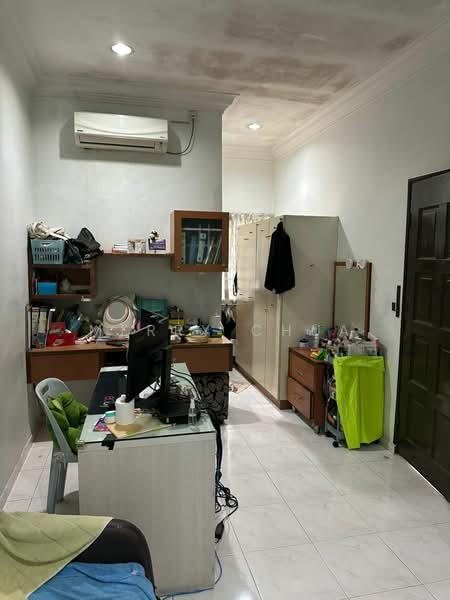 Rumah Teres 1 Tingkat untuk Dijual di Ulu Tiram (Johor) - Merry Chua - Study - PropertyGuru.com.my