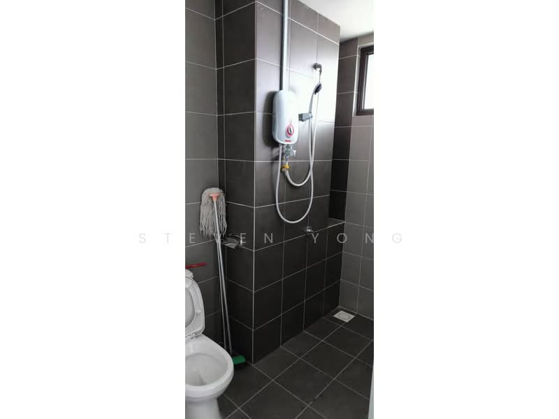 Servis Apartment untuk Dijual di The Netizen - Steven Yong - Bathroom - PropertyGuru.com.my