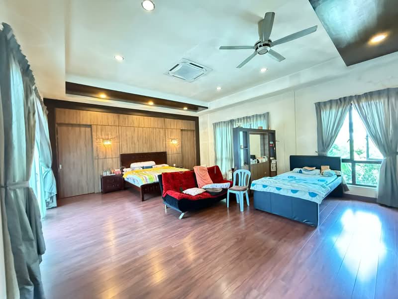 Bungalow for Sale in Country Heights (Kajang) - ChaoLim . - Bedroom - PropertyGuru.com.my
