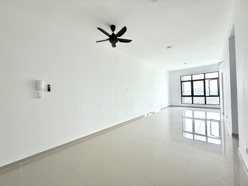 Servis Apartment untuk Disewa di Serviced Residence @ The Louvre @ Country Heights - Michelle Siow - Living Room - PropertyGuru.com.my