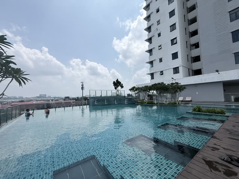 Servis Apartment untuk Disewa di Serviced Residence @ The Louvre @ Country Heights - Michelle Siow - PropertyGuru.com.my