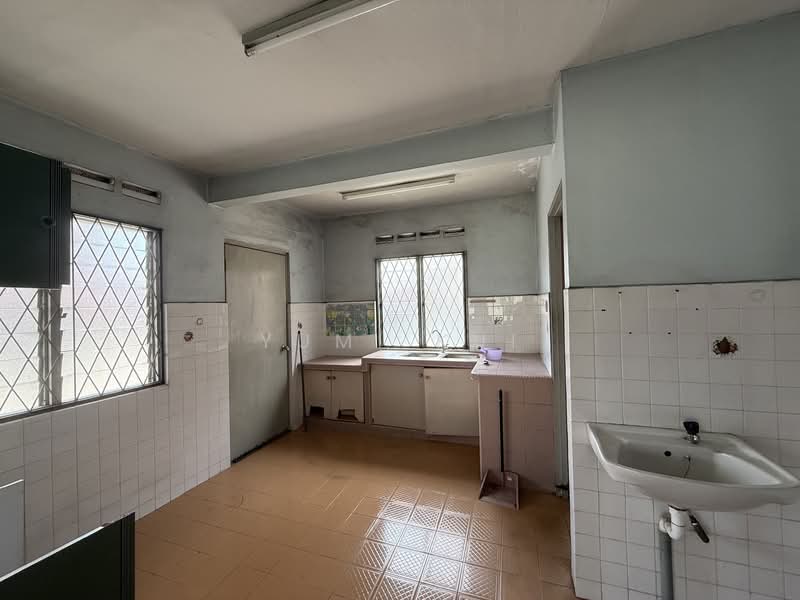Rumah Teres 2 Tingkat untuk Dijual di Johor Bahru (Johor) - Yumi Kui - Kitchen - PropertyGuru.com.my