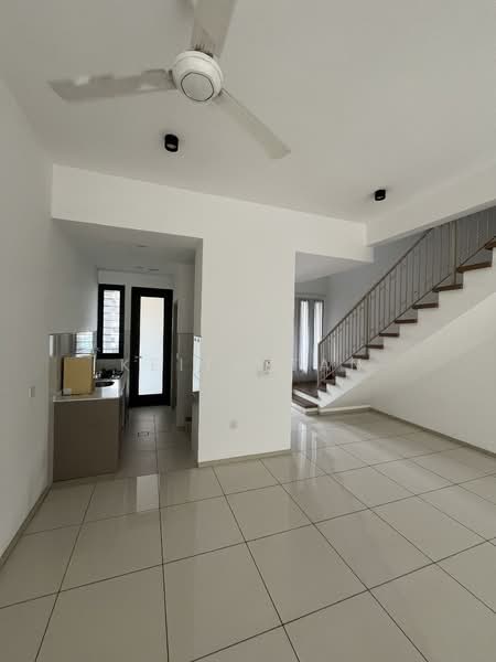 Rumah Teres untuk Disewa di Shah Alam (Selangor) - Keith Tan - Kitchen - PropertyGuru.com.my
