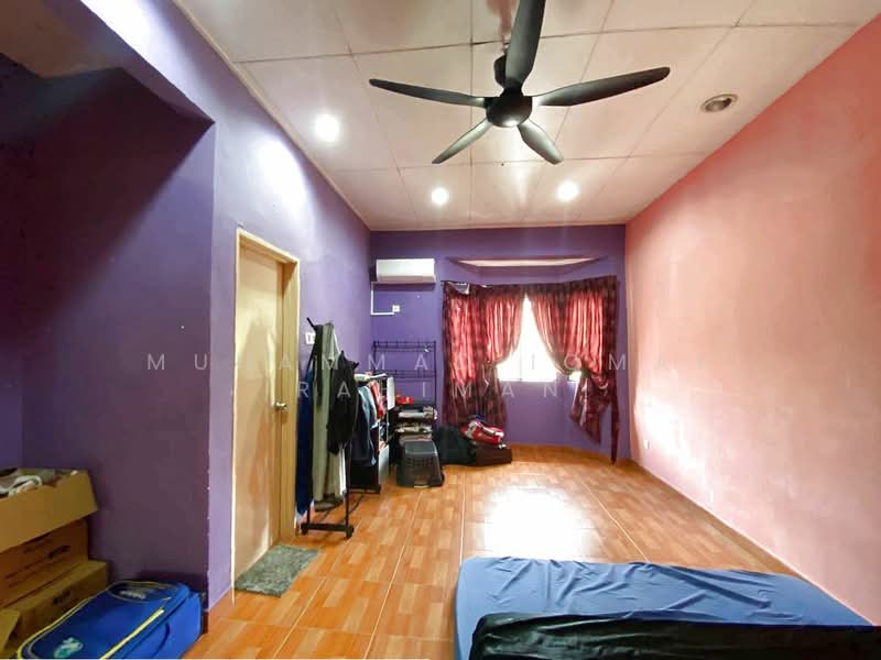 Rumah Teres 2 Tingkat untuk Dijual di Bandar Puncak Alam (Puncak Alam) - Muhammad Iqmal Rahiman - Bedroom - PropertyGuru.com.my