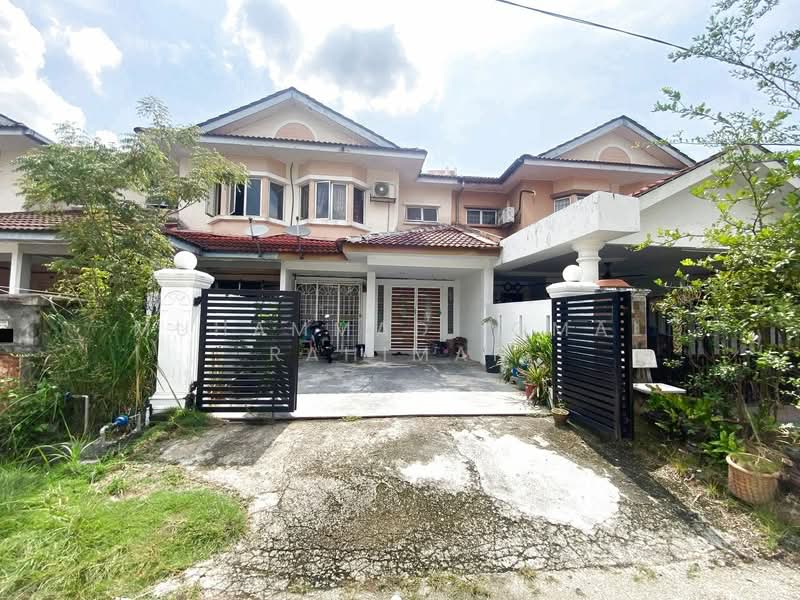 Rumah Teres 2 Tingkat untuk Dijual di Bandar Puncak Alam (Puncak Alam) - Muhammad Iqmal Rahiman - Exterior - PropertyGuru.com.my