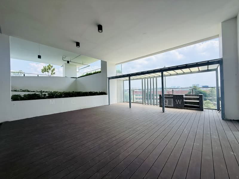 Servis Apartment untuk Disewa di Serviced Residence @ The Louvre @ Country Heights - Michelle Siow - Balcony - PropertyGuru.com.my