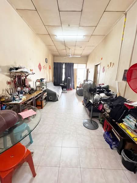 1-storey Terraced House for Sale in Taman Daya (Johor Bahru) - Coco Feng Lily - Living Room - PropertyGuru.com.my