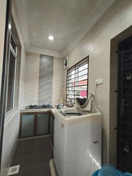 Rumah Teres 1 Tingkat untuk Disewa di Bandar Indahpura (Kulai) - Jadelyn Ng - Kitchen - PropertyGuru.com.my