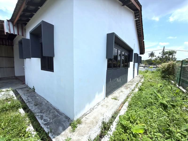 Rumah Berkembar untuk Dijual di Taman Sentosa (Johor Bahru) - Karl Lim - Exterior - PropertyGuru.com.my