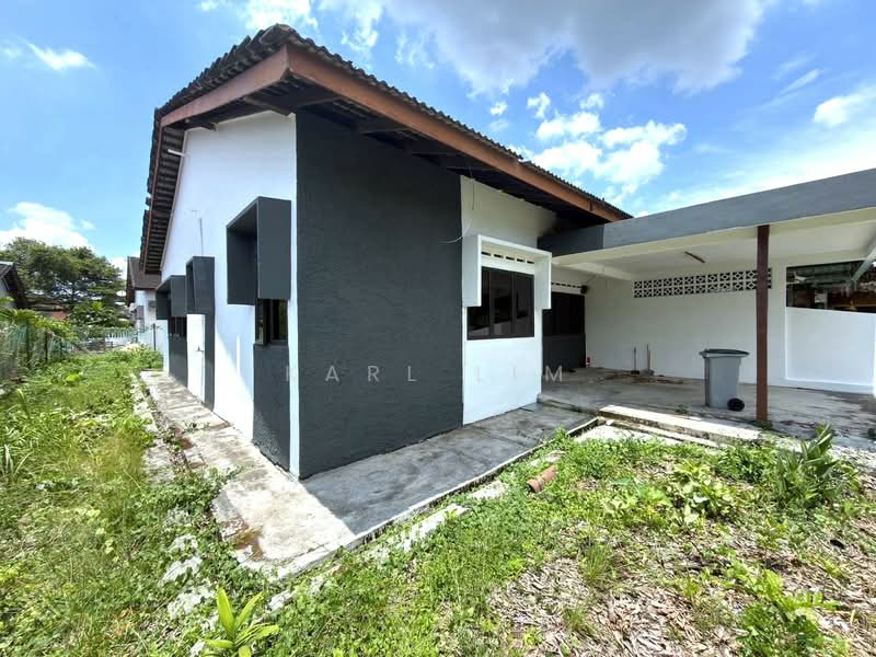 Rumah Berkembar untuk Dijual di Taman Sentosa (Johor Bahru) - Karl Lim - Exterior - PropertyGuru.com.my