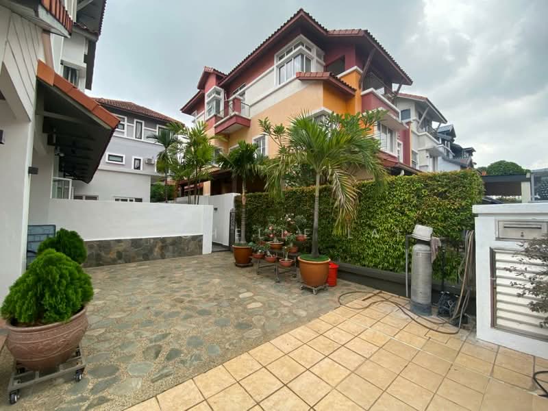 Rumah Berkembar untuk Dijual di Damansara Legenda (Petaling Jaya) - Michelle Lai - Exterior - PropertyGuru.com.my