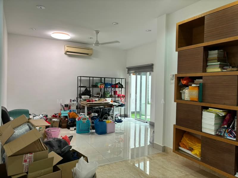 Semi-Detached House for Sale in Damansara Legenda (Petaling Jaya) - Michelle Lai - Living Room - PropertyGuru.com.my