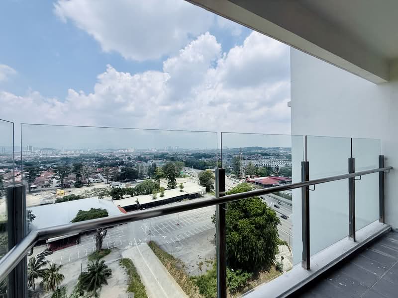 Servis Apartment untuk Disewa di Serviced Residence @ The Louvre @ Country Heights - Michelle Siow - Balcony - PropertyGuru.com.my