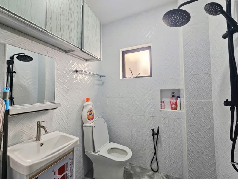 Rumah Teres 2 Tingkat untuk Dijual di Putra Heights (Subang Jaya) - Nobeille Chung - Bathroom - PropertyGuru.com.my