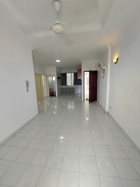 Kondominium untuk Disewa di N-Park Condominium - Janice Ooi - Living Room - PropertyGuru.com.my