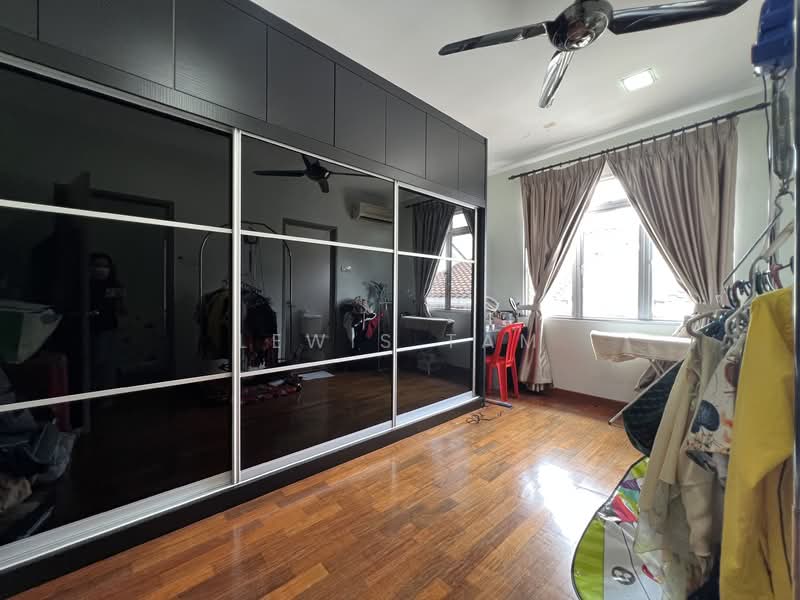 Semi-Detached House for Sale in Saujana Villa (Kajang) - Lewis Tam - PropertyGuru.com.my
