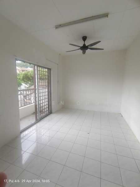 2-storey Terraced House for Rent in Bandar Putra Permai (Seri Kembangan) - Steven Chong - Balcony - PropertyGuru.com.my