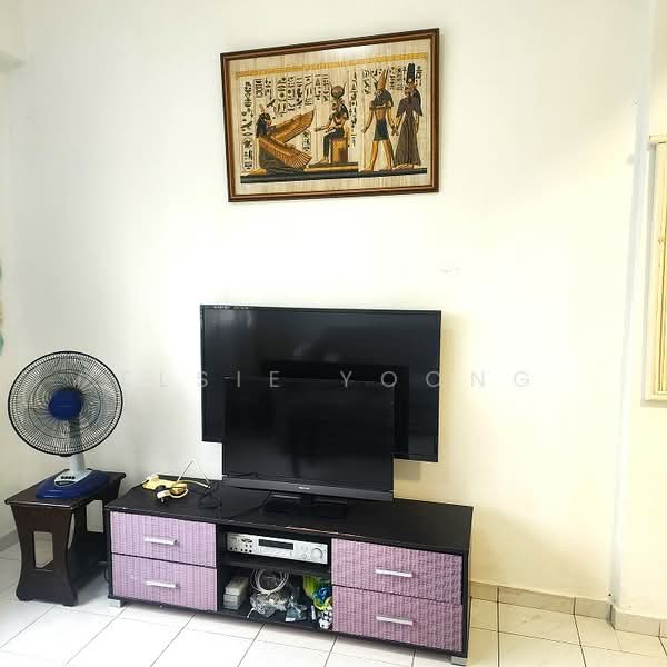 Kondominium untuk Disewa di Endah Ria - Elsie Yoong - Living Room - PropertyGuru.com.my