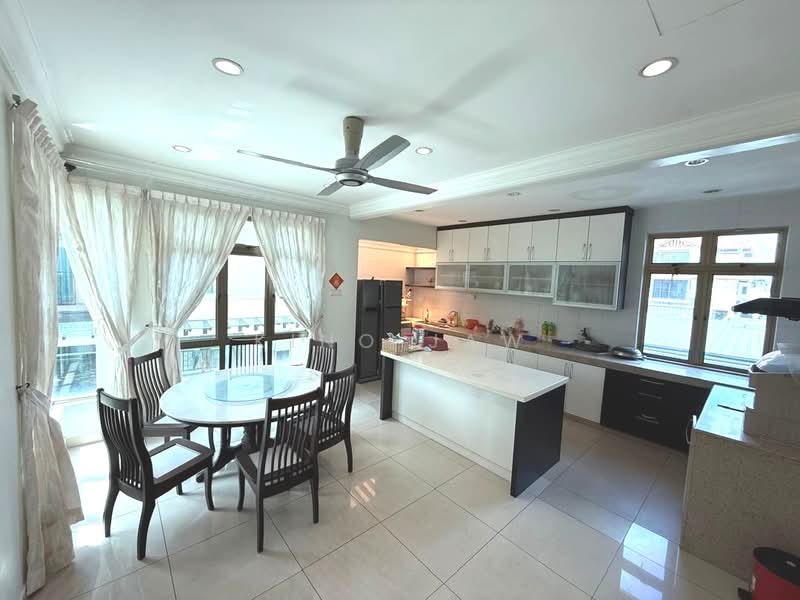 Semi-Detached House for Sale in Taman Sutera Utama (Skudai) - Kino Jaw - Kitchen - PropertyGuru.com.my