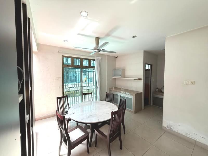 Semi-Detached House for Sale in Taman Sutera Utama (Skudai) - Kino Jaw - Dining Room - PropertyGuru.com.my