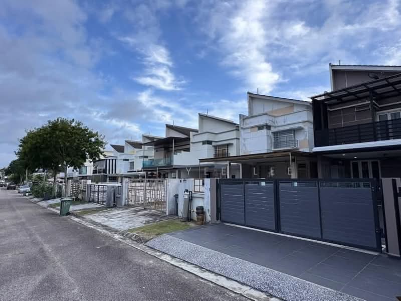 2-storey Terraced House for Sale in Setia Tropika (Johor Bahru) - Hooi Yee Lee - Exterior - PropertyGuru.com.my