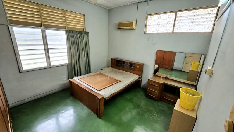 Rumah Banglo untuk Dijual di Taman Canning (Ipoh) - Donald Goh - Bedroom - PropertyGuru.com.my