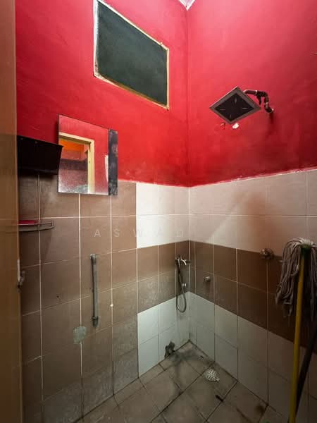 2-storey Terraced House for Sale in Bertam Perdana 3 (Kepala Batas) - Aswad . - Bathroom - PropertyGuru.com.my