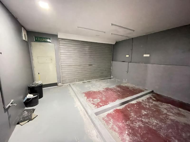 Office for Rent in Bandar Putra Permai (Seri Kembangan) - Aaden Lim - Interior - PropertyGuru.com.my