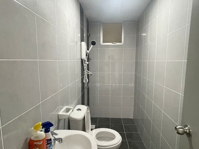 Apartment for Rent at Idaman Melur @ Cybersouth - Aaden Lim - Bathroom - PropertyGuru.com.my